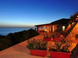 科尔萨罗尼禄酒店