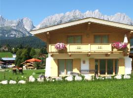 Chalet Der Tyroler Adler im Zentrum，位于格英的木屋