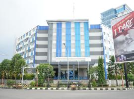 Hotel Brothers Biru Solo Baru，位于梭罗的酒店