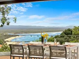 Luxury on the Hill, Noosa Heads