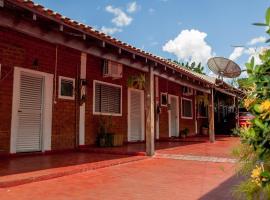 萨克雷旅馆，位于博尼图的酒店