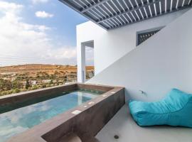 Aegean colors Tinos，位于提诺斯的带按摩浴缸的酒店