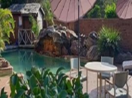 Oasis Resort & Village，位于Windang的酒店