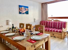 Arcadien - Appartement les Arcs 1800 - 10 personnes - 3 chambres，位于阿克1800的滑雪度假村