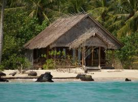 Hidden Bay Resort Mentawais，位于Masokut的酒店