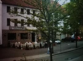 Hotel-Restaurant-Westrich，位于Bosenbach的酒店