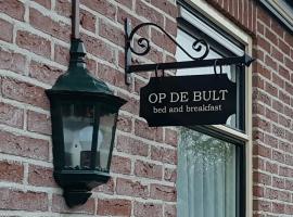 Op de Bult，位于RasquertWarffum Station附近的酒店