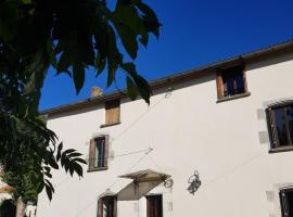 Le Vieux Couvent，位于Deviat的酒店