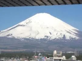 御殿场市坦波波富士公寓