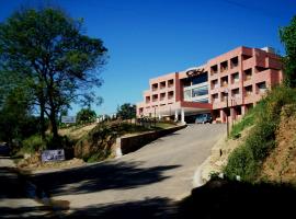 HOTEL LE MARIET，位于Baddi的酒店