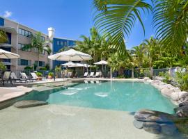 海边的波多贝罗酒店，位于卡伦德拉迪基海滩家庭假日公园附近的酒店