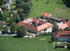 Gasthof Fischer Dörnbach，位于Wilhering的酒店