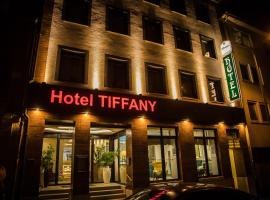 蒂弗尼酒店，位于卡塞尔卡塞尔国王广场附近的酒店