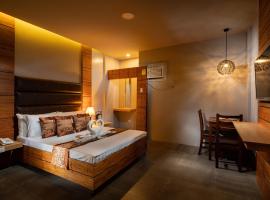 Sky Hotel，位于Bacolor的酒店