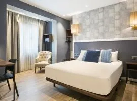 阿卡德壮丽酒店