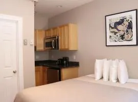 Stylish Downtown Studio in the South End, C. Ave #1