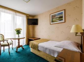 CRM Hotel Booking，位于波兹南的酒店