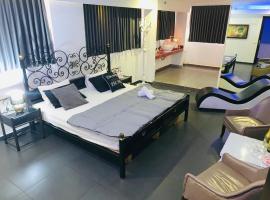 Spat Rooms VIP，位于佩塔提克瓦的酒店