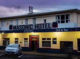 Masonic Hotel，位于北帕默斯顿玛纳瓦图体育场附近的酒店