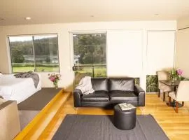 Little Norfolk Bay Events and Chalets