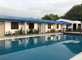 Innerville Resort Hotel，位于Agoo的酒店