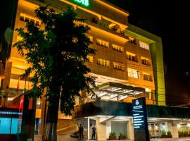 Grand Padis Hotel，位于Bondowoso的酒店