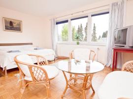 Ferienhaus Seestern am Steinhuder Meer, 5 Schlafzimmer，位于施坦胡德的酒店