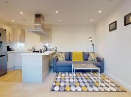 NIKSA Serviced Accommodation - Welwyn Garden City Business Park，位于韦林花园城的酒店