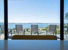 Amazing Sea Views Luxury Guest House，位于霍巴特的民宿