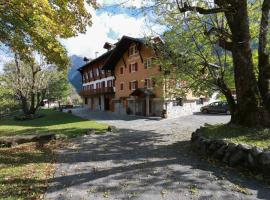 Casa per ferie S. Giuseppe，位于马库尼亚加的酒店