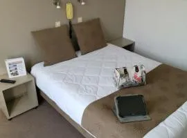 Adonis Lourdes - Notre Dame de la Sarte