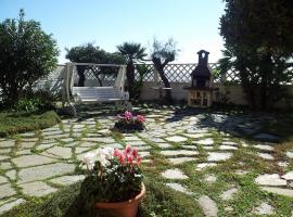 il giardino sul mare B&B，位于里瓦利古雷的酒店