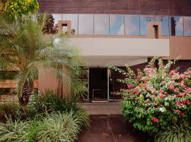 Maximus Sottile Hotel，位于吉巴拉那的酒店