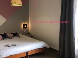 尚布勒普瓦里埃巴赞酒店