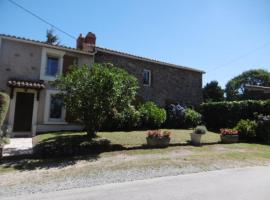 Au Clos de Launay Chambres d’Hôtes，位于Le Cellier的酒店