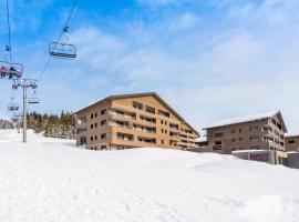 Résidence Club MMV Les Chalets des Cimes，位于雷塞兹的酒店