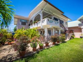 Serenity Apartments，位于Canaan的酒店