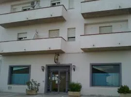 Life Hotel