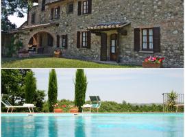 Villa Palazzo Bello con piscina e AC - Cetona，位于切托纳的酒店