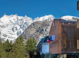 Le Massif Hotel & Lodge Courmayeur The Leading Hotels of the World，位于库马约尔的Spa酒店