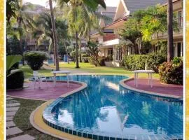 ห้องชุด 2 ห้องนอน ริมหาด ณ บ้านทะเลสำราญ ชะอำ
