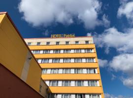 Hotel Patriot，位于托普拉河畔弗拉诺夫的酒店