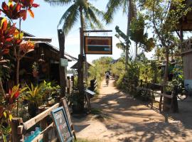 CrazyGecko，位于东德岛的酒店