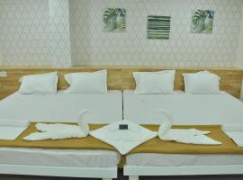 ADITI ROOMS，位于蒂鲁奇奇拉帕利的酒店