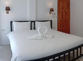 Chaweng best hotel and hostel samui，位于查汶的酒店