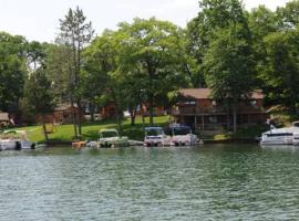Clear Lake Resort，位于西布兰奇的度假村