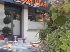 le pass'plat，位于蒙布里松的酒店
