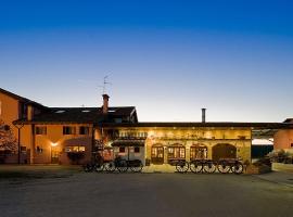 Agriturismo Il Picchio，位于Castiòns di Strada的酒店