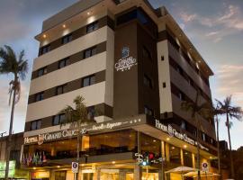 Bagu Grand Crucero Posadas，位于波萨达斯的酒店