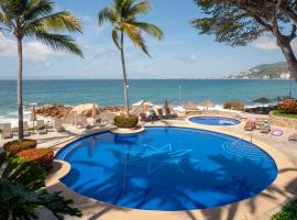 Ocean Front, 3 bedroom, 3 bathroom, Casa Natalia, Playa Esmeralda，位于巴亚尔塔港的公寓式酒店